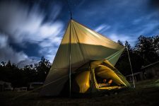 Een complete verkenning van tentdoek overkappingen voor jouw buitenruimte